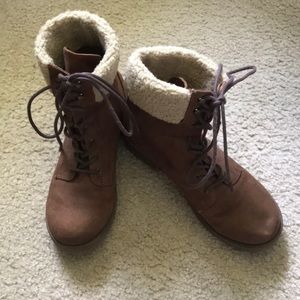 Fun, furry, winter boots!